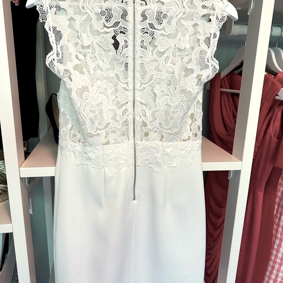 Ellie Tahari White Guipure Lace Back Dress - Picture 5 of 8